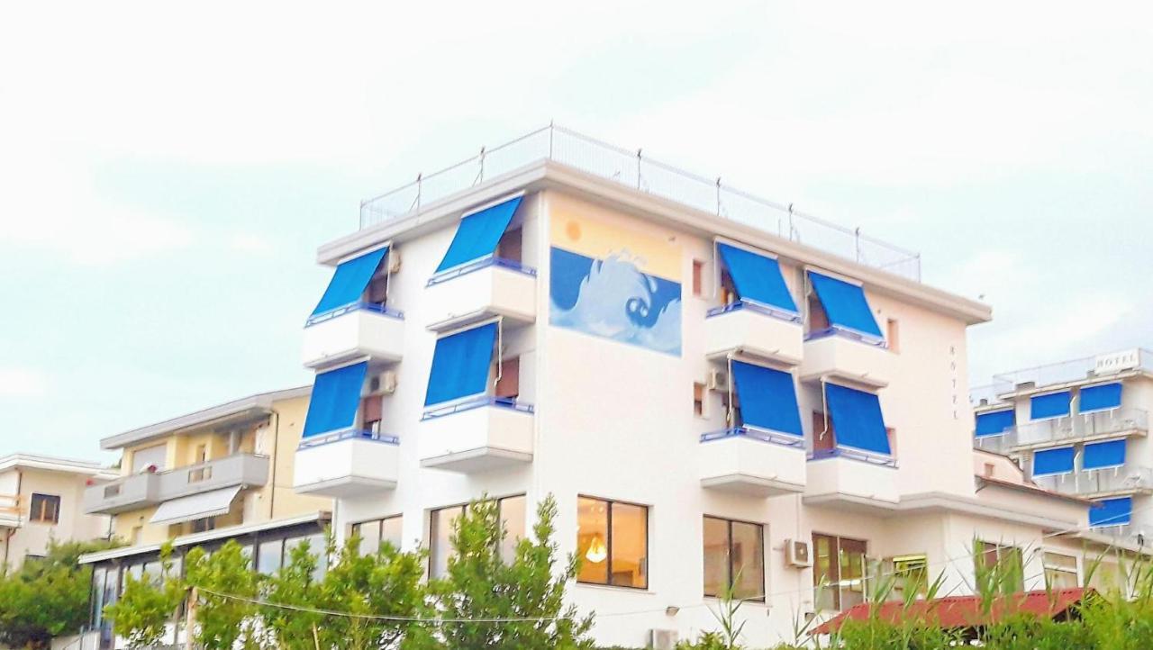 Hotel Mare Blu -- Boutique Pineto Esterno foto