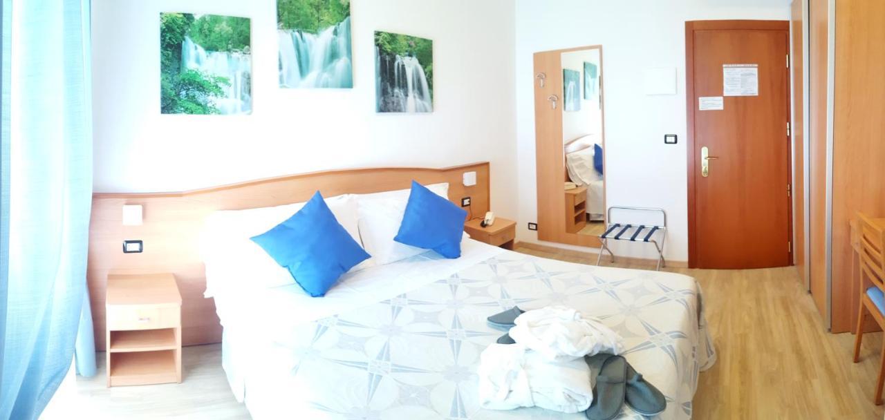 Hotel Mare Blu -- Boutique Pineto Esterno foto